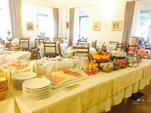 Hotel Albergo Miralaghi