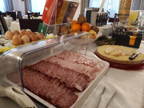 Hotel Albergo Miralaghi