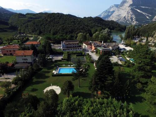 Hotel Albergo Miralaghi