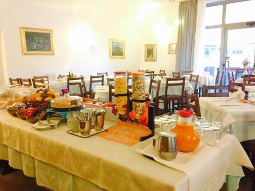 Hotel Albergo Miralaghi