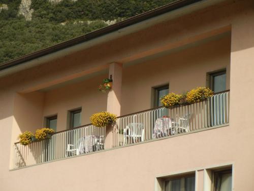 Hotel Albergo Miralaghi