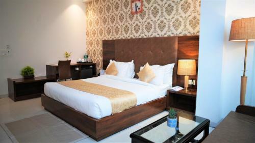 Hotel Whitepod Luxury By D Pavillon Delhi Airport