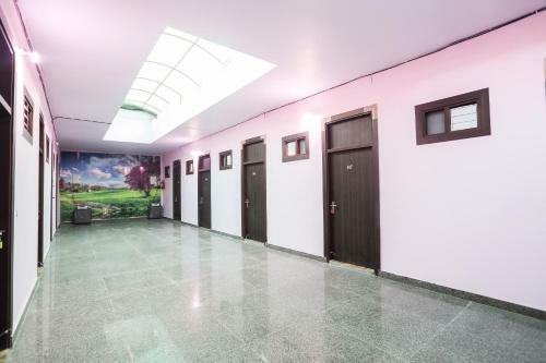 Oyo 72788 Hotel Jewels