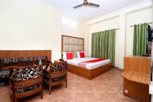 Hotel Oyo 22255 Abhi International