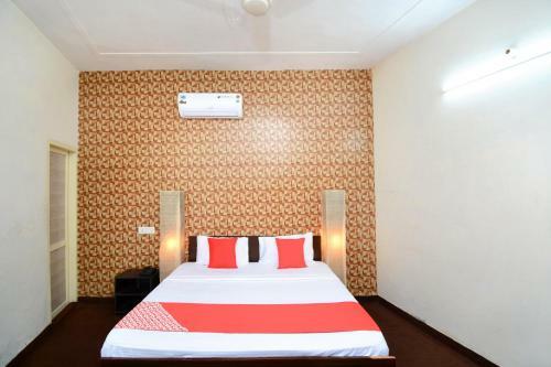 Hotel Oyo 33024 Urban Guest House