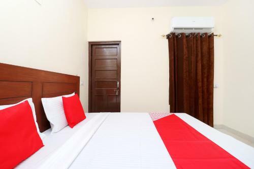 Hotel Oyo 30883 Chinar