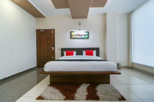 Hotel Capital O 30739 The Grace