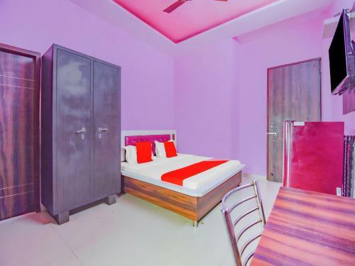 Oyo 77497hotel White House