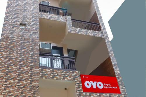 Hotel Oyo 43318 Aayat Apartment