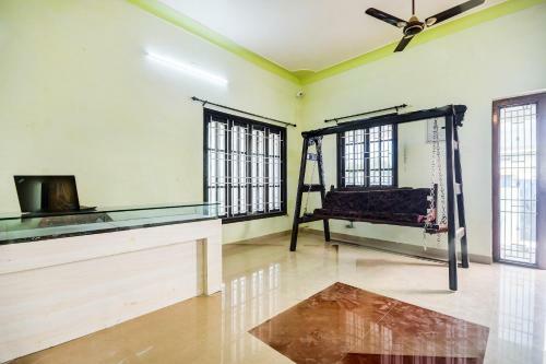 Hotel Oyo 63029 Aruthraa Residency