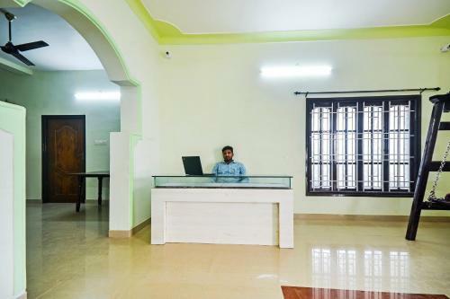 Hotel Oyo 63029 Aruthraa Residency