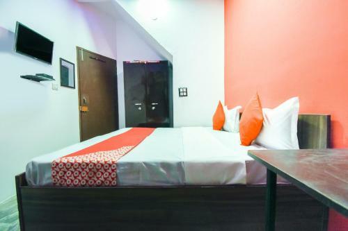 Oyo 49541 Hotel Waris Residency