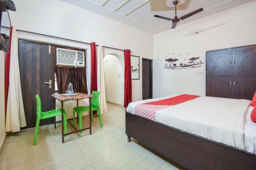 Hotel Oyo 74203 Sbs Royal Stays