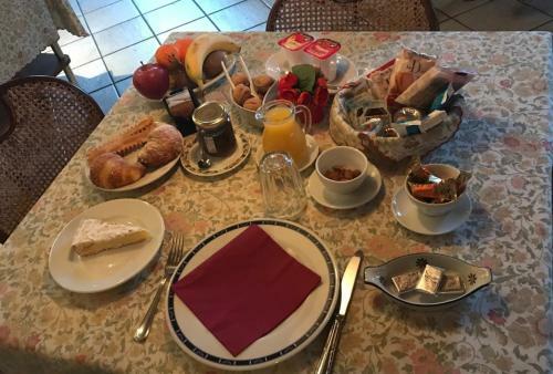 Hostal Affittacamere Anzivino