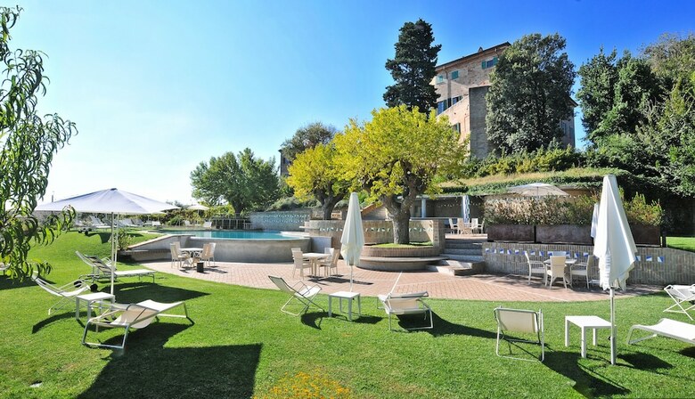 Hotel Castello Di Monterado