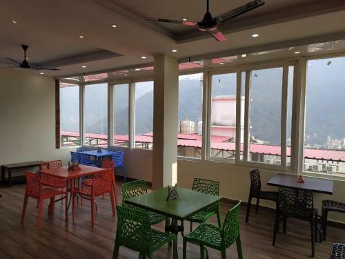 Hotel The Shivaay - Delight Inn