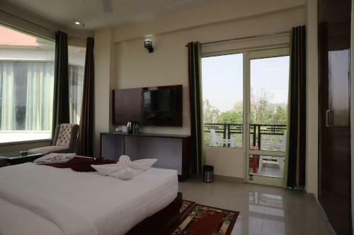 Hotel G Village Resort & Spa By Beyond Stay, Rishikesh