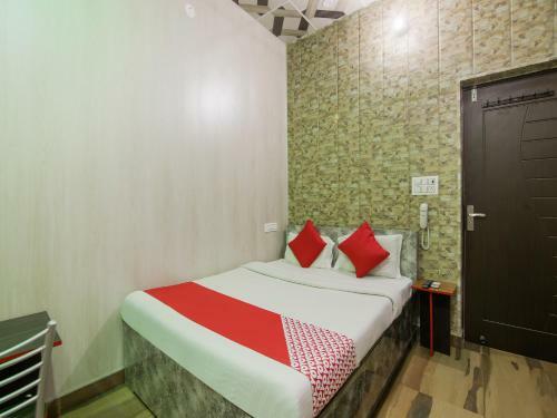 Oyo 75164 Hotel V3 Star