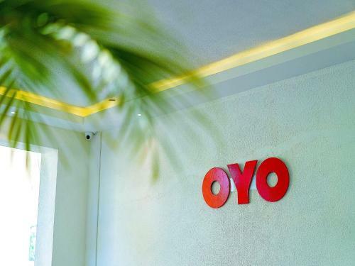 Oyo 7864 Moments Hotel