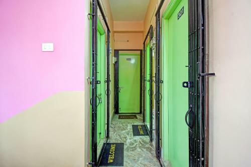 Hotel Spot On 77029 Sahil Palace