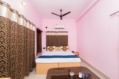 Hotel Oyo 9181 Gold City Centre