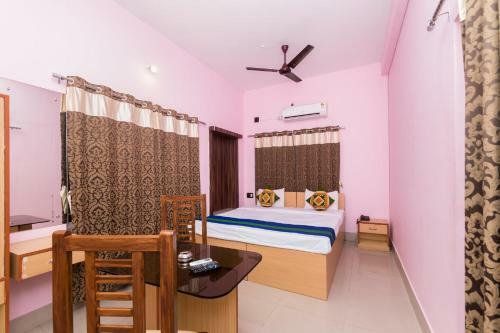 Hotel Oyo 9181 Gold City Centre