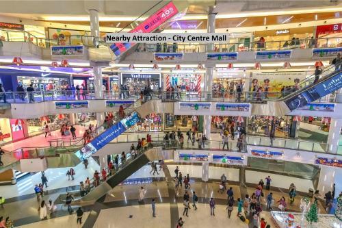 Hotel Oyo 9181 Gold City Centre