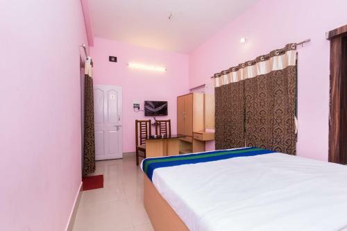 Hotel Oyo 9181 Gold City Centre