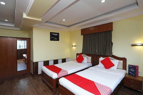 Oyo 794 Hotel East Palace