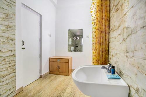 Hotel Fabexpress Kolkata Residency