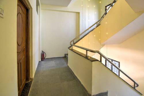 Hotel Oyo 71736 Happy Stay Inn