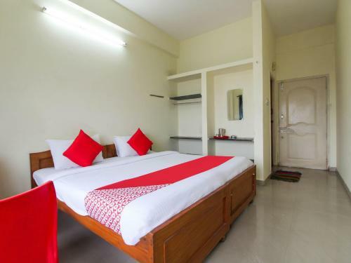 Hotel Oyo 76215 Royal Residency