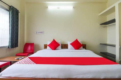 Hotel Oyo 76215 Royal Residency