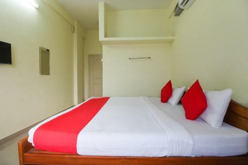 Hotel Oyo 76215 Royal Residency