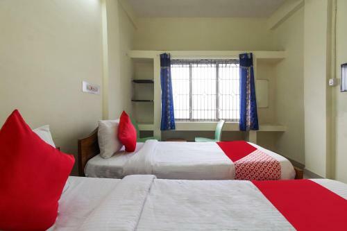 Hotel Oyo 76215 Royal Residency