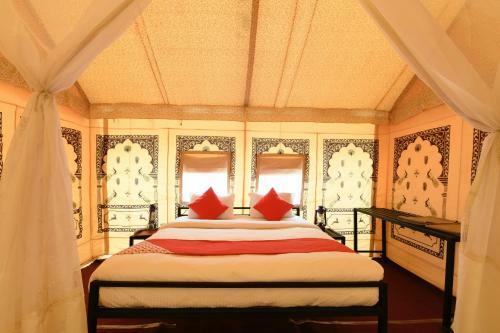 Hotel Oyo 24960 Amigo Camps