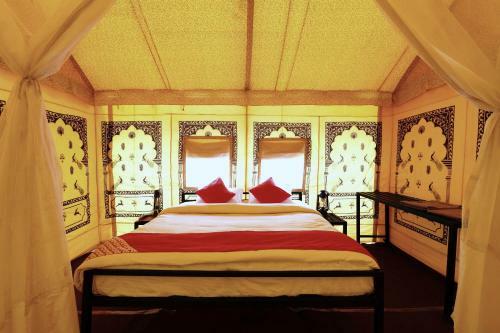 Hotel Oyo 24960 Amigo Camps