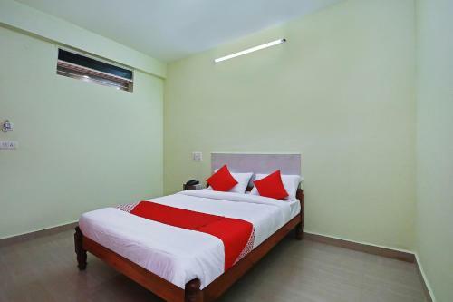 Hotel Oyo 24623 Chetana Residency