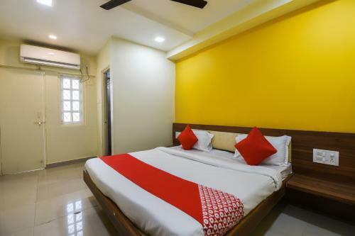 Oyo 45335 Hotel Ratan Deluxe