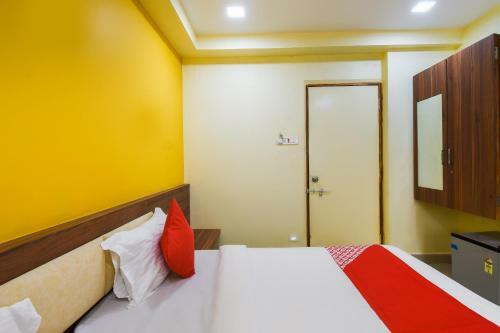 Oyo 45335 Hotel Ratan Deluxe