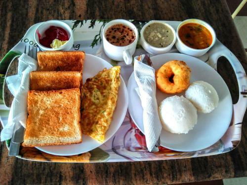 Hotel Fabexpress Sg Sarkhej-gandhinagar Highway