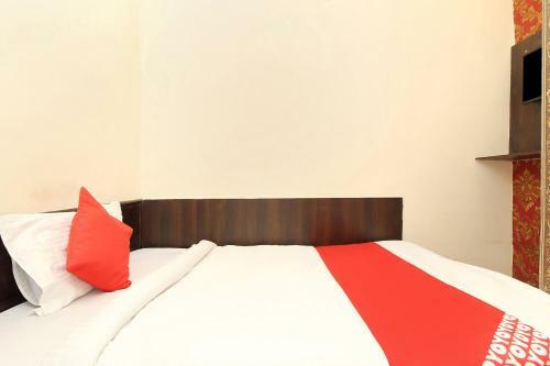 Hotel Oyo 26883 Vasundhara Guest House