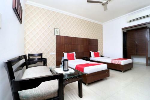 Oyo 8627 Hotel Space