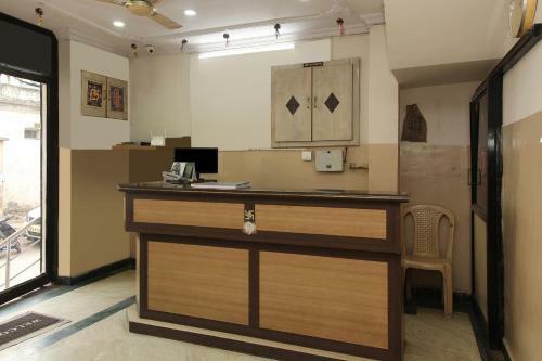Spot On 37669 Hotel Shiva Sai Lodge