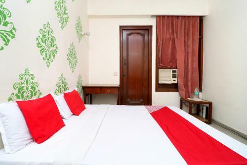 Oyo 8623 Hotel Destination