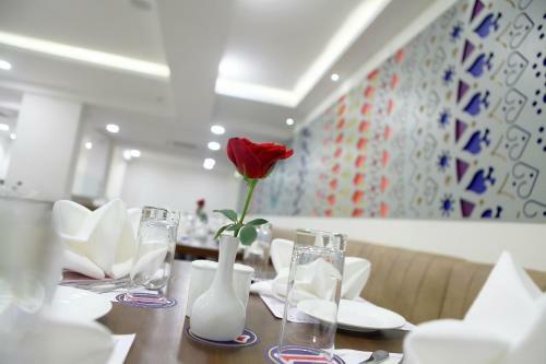 Incredible One Hotel