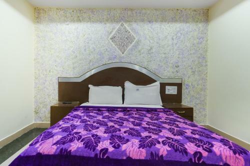 Spot On 49255 Hotel New Simran Palace