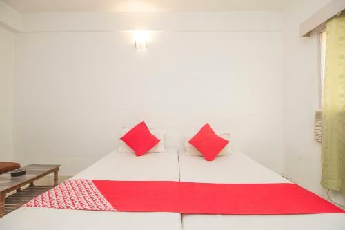 Oyo 64739 Hotel Sharda