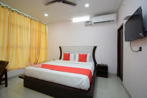 Oyo 30898 Hotel Kdm