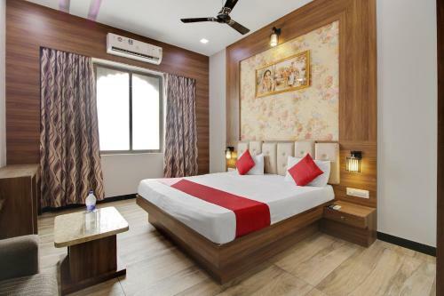 Hotel Oyo 70977 Mg Mehak Garden